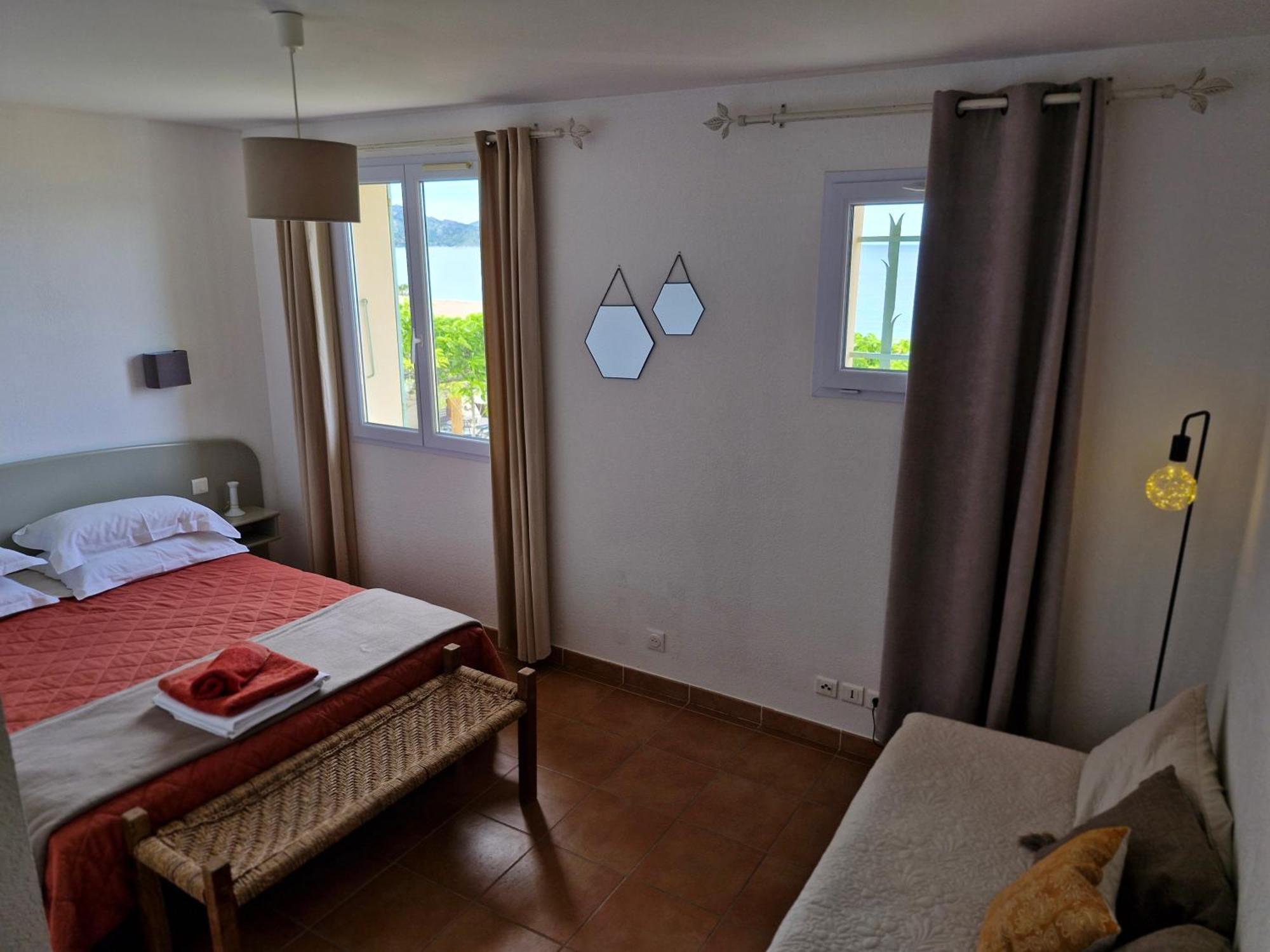 Le Panoramic Apartment Сен-Флоран Екстериор снимка